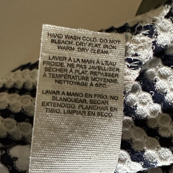 🌸Garage Black and White Striped Short Sleeve Tee - Picture 6 of 6